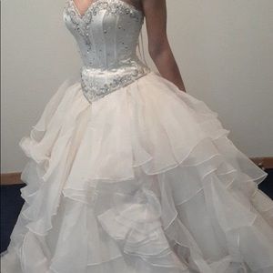 Quincanerea Dress size 6